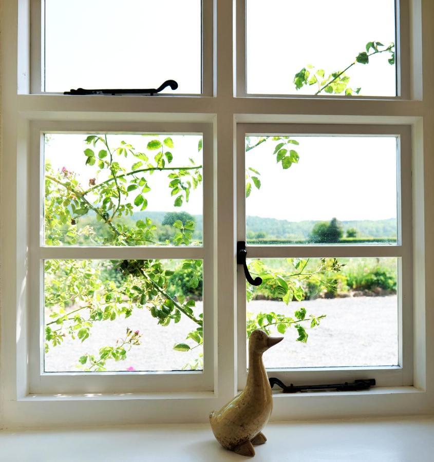 Country Cottage With Far Reaching Views Presteigne Exteriör bild
