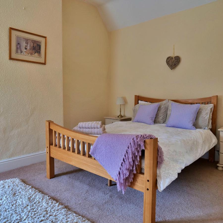 Country Cottage With Far Reaching Views Presteigne Exteriör bild